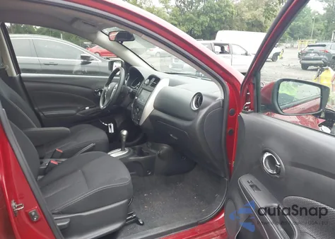 2019 Nissan Versa 1.6 Sv z USA, uszkodzony, nr VIN 3N1CN7AP7KL859890